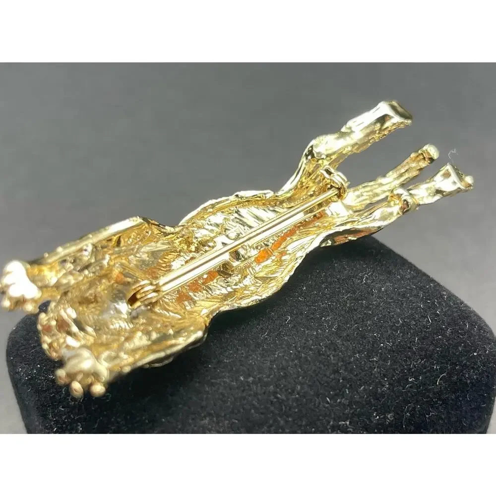 Unbranded glossy gold